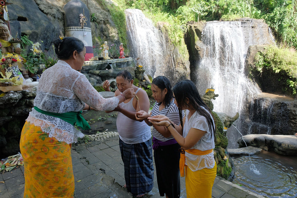 Diedi Bali Driver - Melukat (Purification)