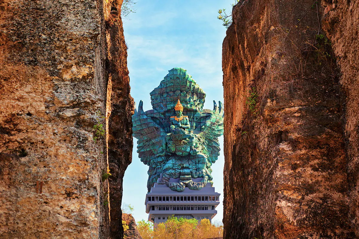 Diedi Bali Driver - Garuda Wisnu Kencana